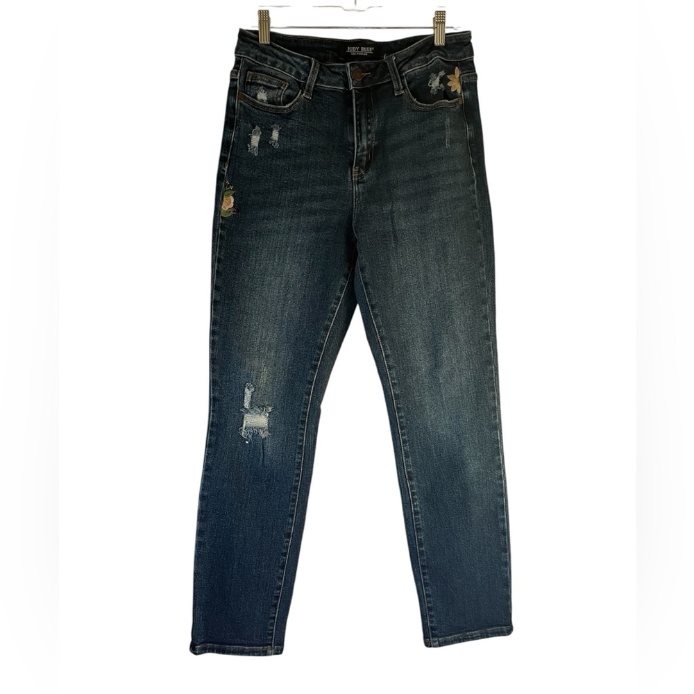 Judy Blue Medium Wash Distressed Boyfriend Fit Jeans, Details embroidery Sz 7/28